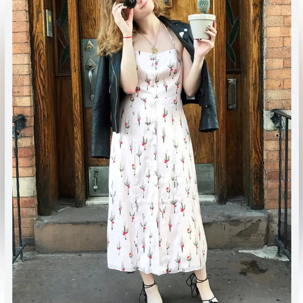 Viral Dolce Vita Campbell Dress in Pink Cactus Print size Large $180 - Image 2