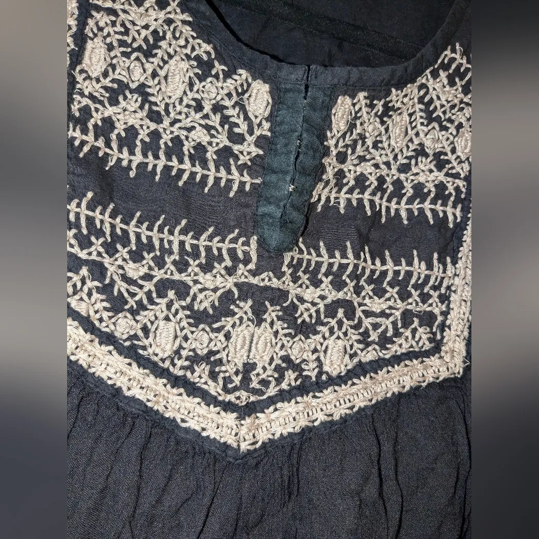 Black Urban Outfitters Ecoté Embroidered Blouse Black Boho Sz Small - Image 3