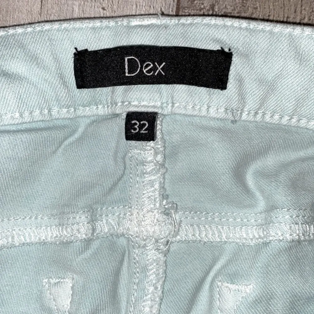 Dex women’s mint green jeans size 32 - Image 5