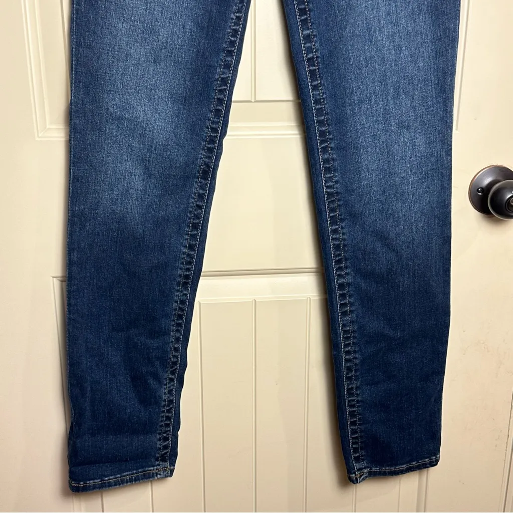Kut From the Cloth Women's Stevie Straight Leg Medium Blue Wash Jeans Size 2 NWT - Image 9