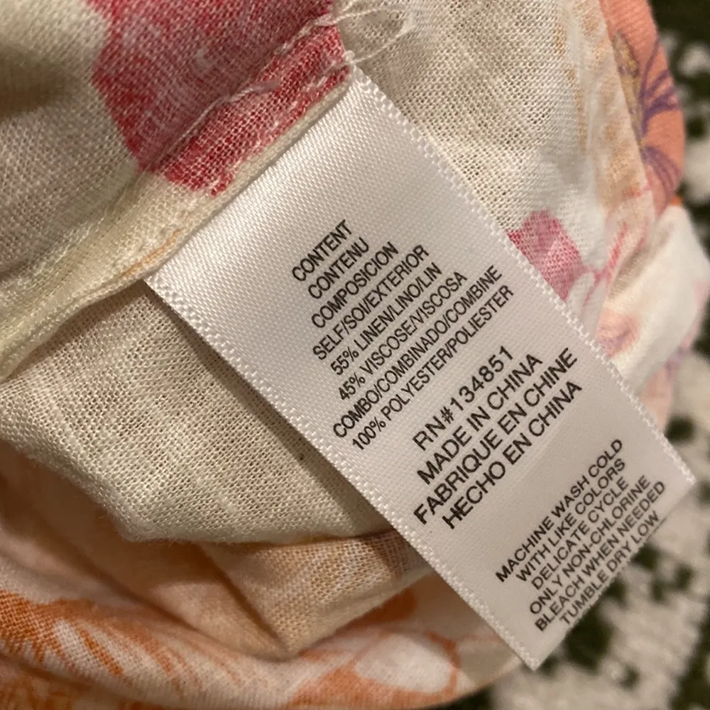 NWT WAYF Linen Blend Tropical Floral Shorts - Image 3