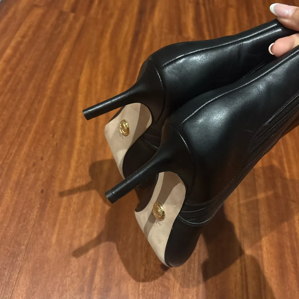 Veronica Beard Lisa Mid-Heel Ankle Boot - Image 4