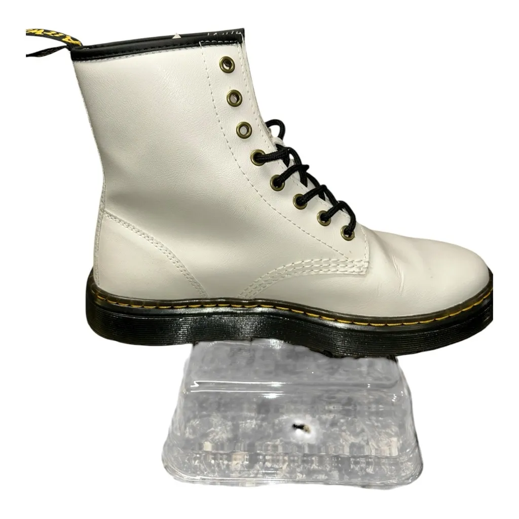 Dr. Martens Zavala Hydro Combat Boots White Leather
Women’s 9 / Men’s 8 like new - Image 10