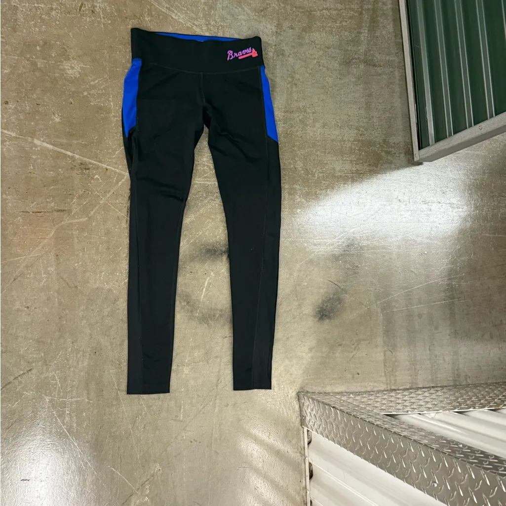 PINK Victoria's Secret Braves Black Leggings - Image 4