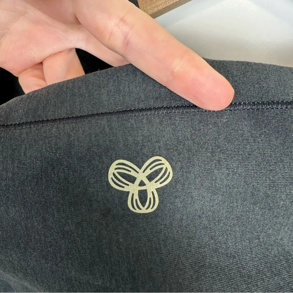 Aritzia Golden  Heather Black Zip-Front Hoodie - Image 6