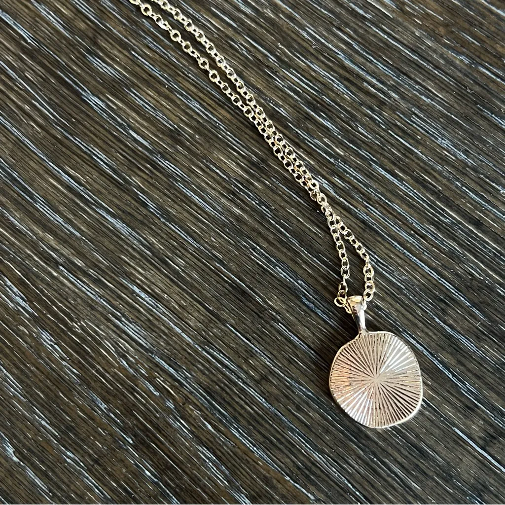 Moon Goddess gold tone metal chain Necklace and Earrings Set, NEW - Image 9