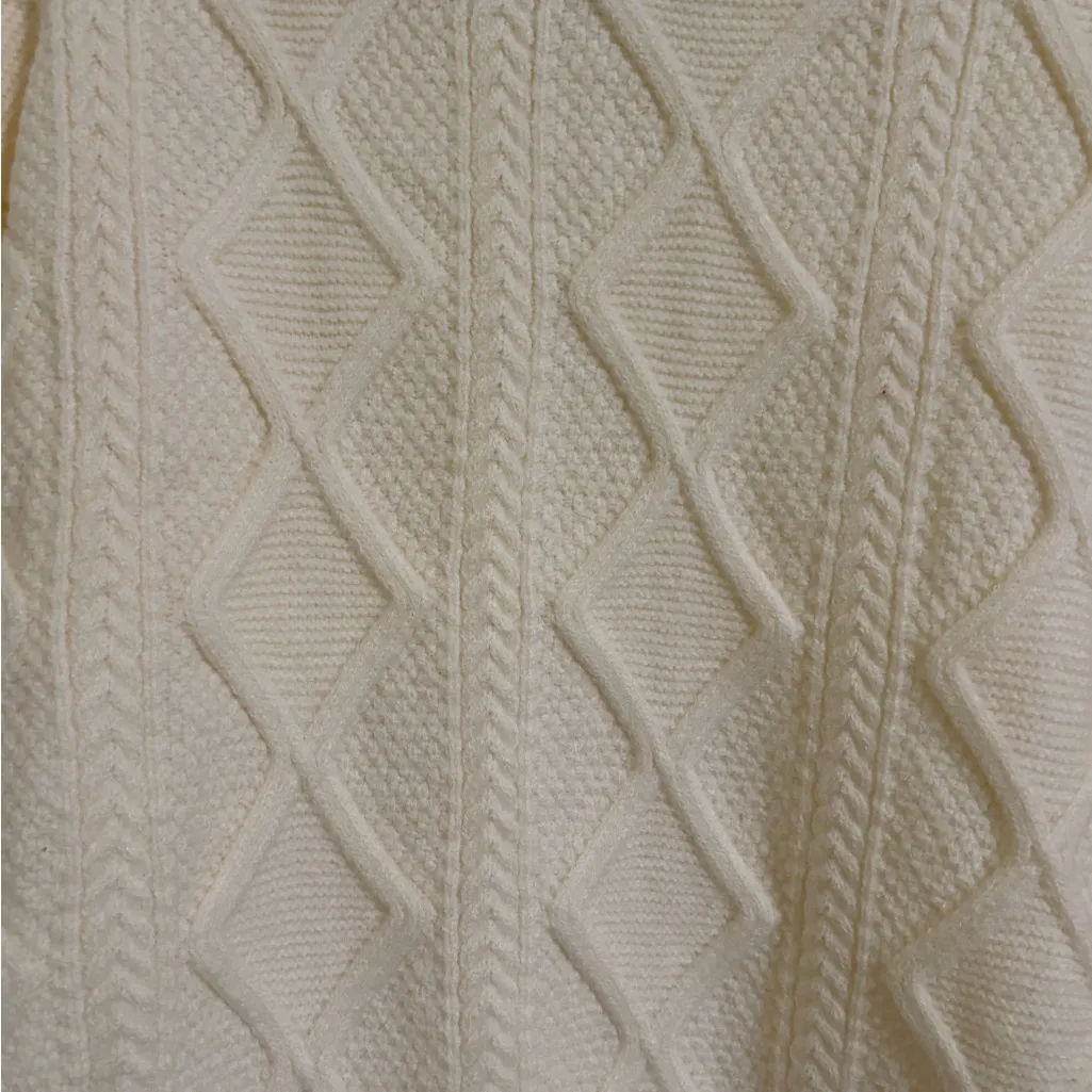 Elegant Cream Cable Knit Sweater Size L - Image 3