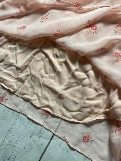 NWOT  Dress Size Medium Crochet - Image 3