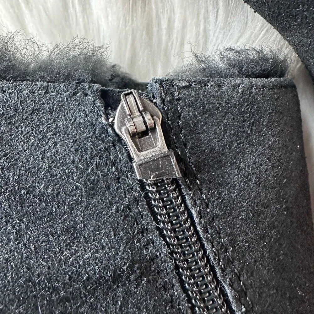 UGG  #5431 Suede Shearling Lined Ankle Boots Size 7 - Image 8