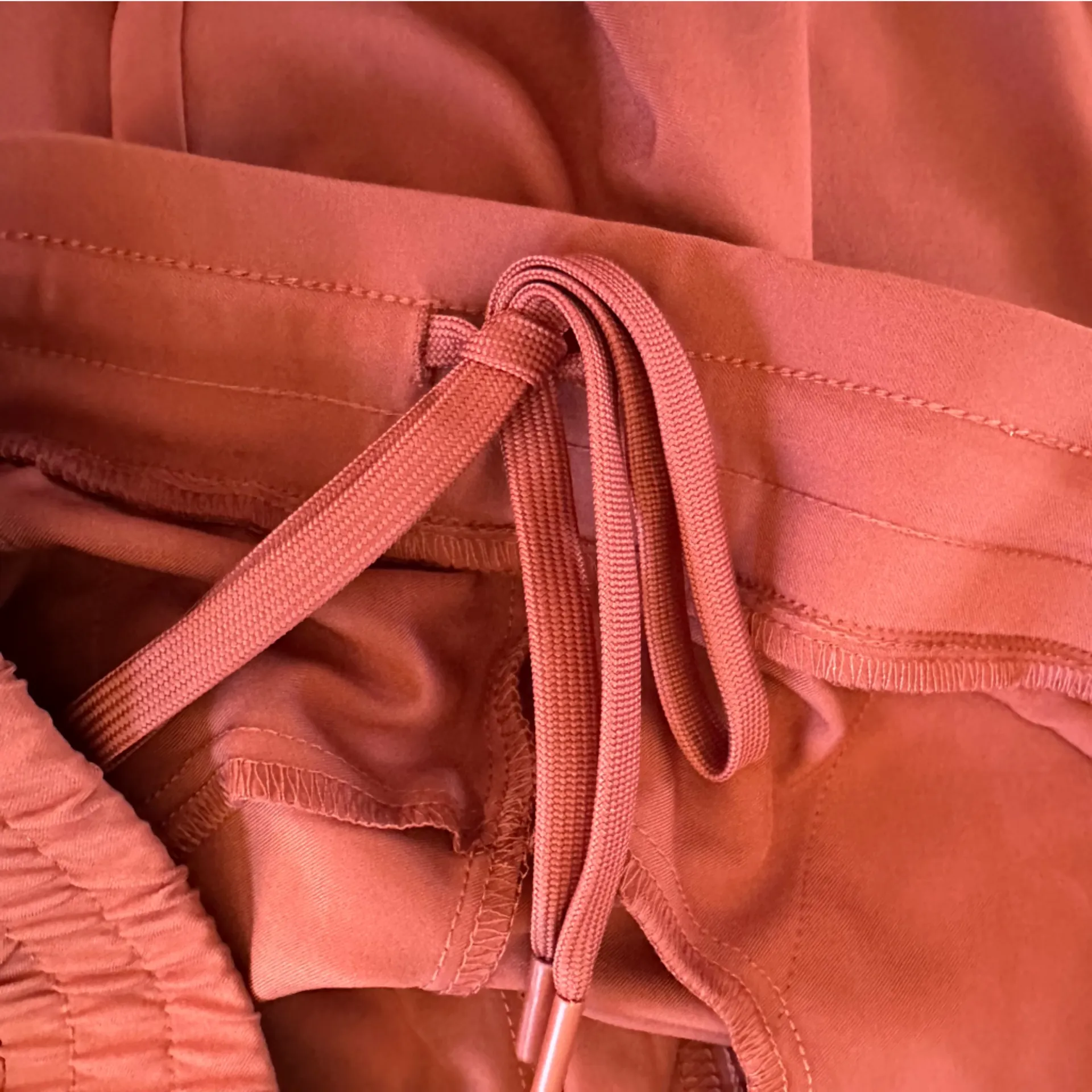 NWT Grey's Anatomy Cosmo 6-Pocket Mid-Rise Tapered Leg Pant size 3X Sedona Red - Image 10