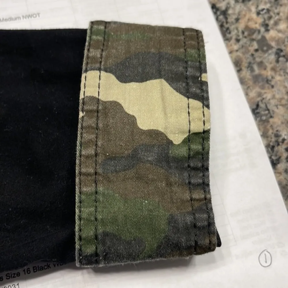 Vintage Y2K - Torrid Black Twill Utility Flaming Heart Jacket Size 1 EUC #3536 - Image 5