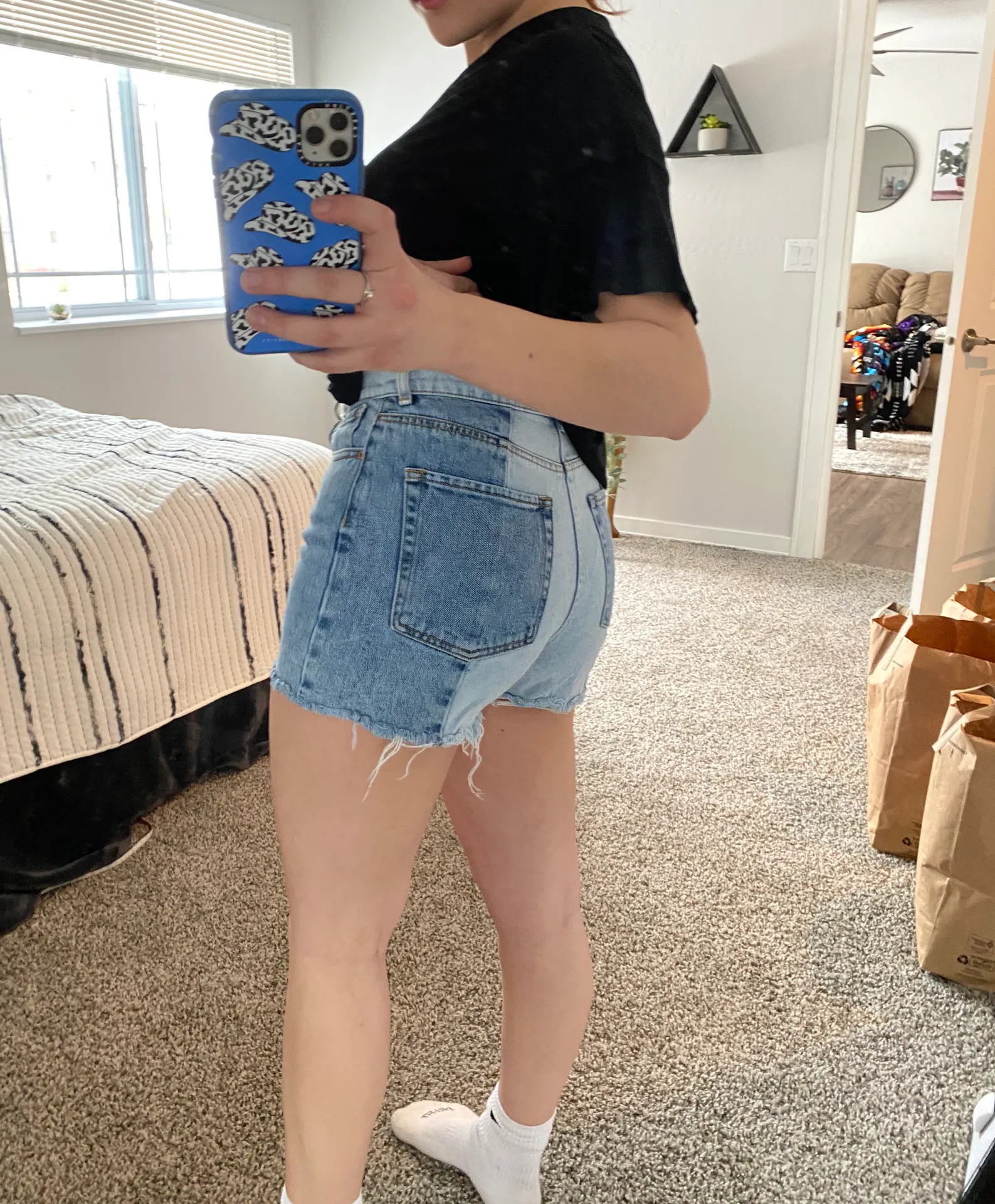 Two Tone Shorts - Image 2