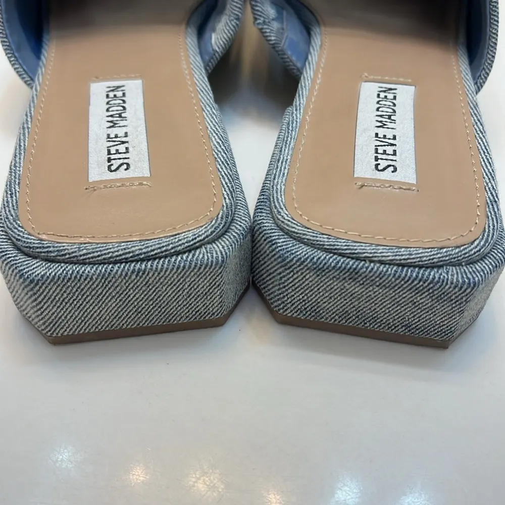 Steve Madden Women's Denim Slide Sandals like new - Image 4