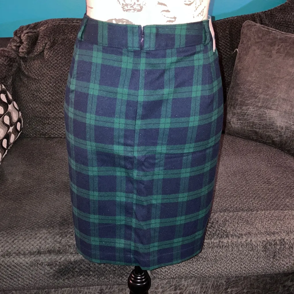 NWT Old Navy Plaid Mini Skirt, Size 16 - Image 3