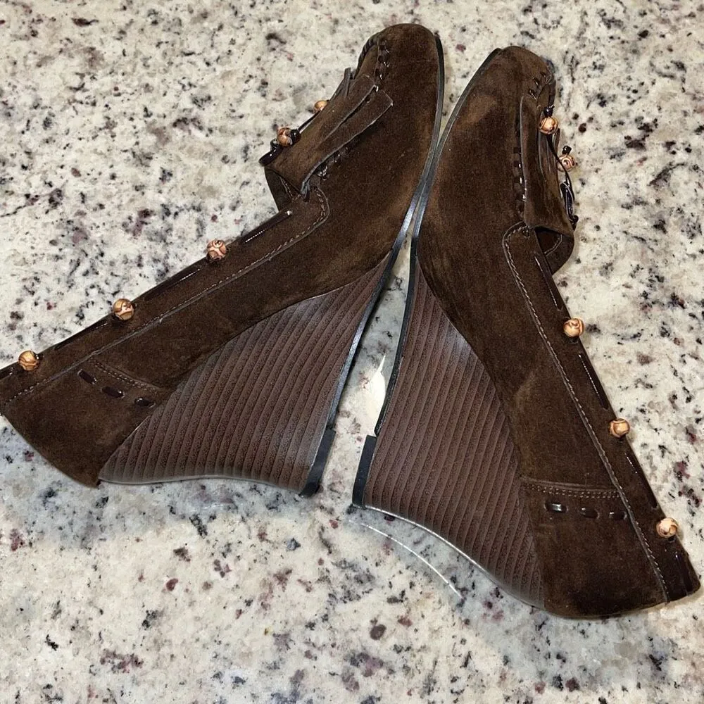 Passion Womens Suede Leather Beaded Wedge Heel Slip - Image 6