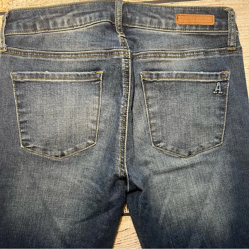 Articles of Society Jeans Women’s  26 Blue Skinny Ankle Raw Hem Distressed Denim - Image 8