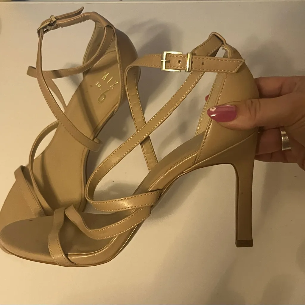 Elegant Tan Strappy Heels - Image 4