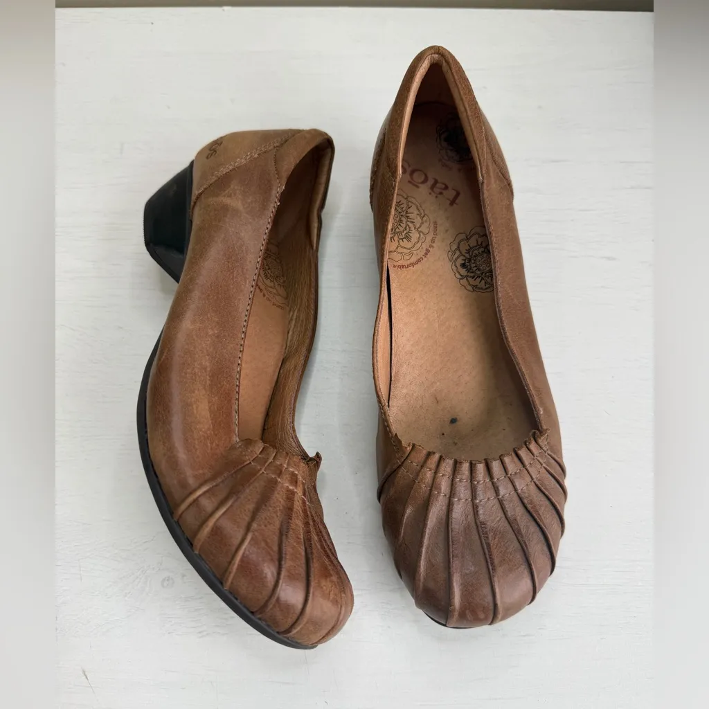 Taos Calypso Brown Leather Pleated Detail Slip - Image 10