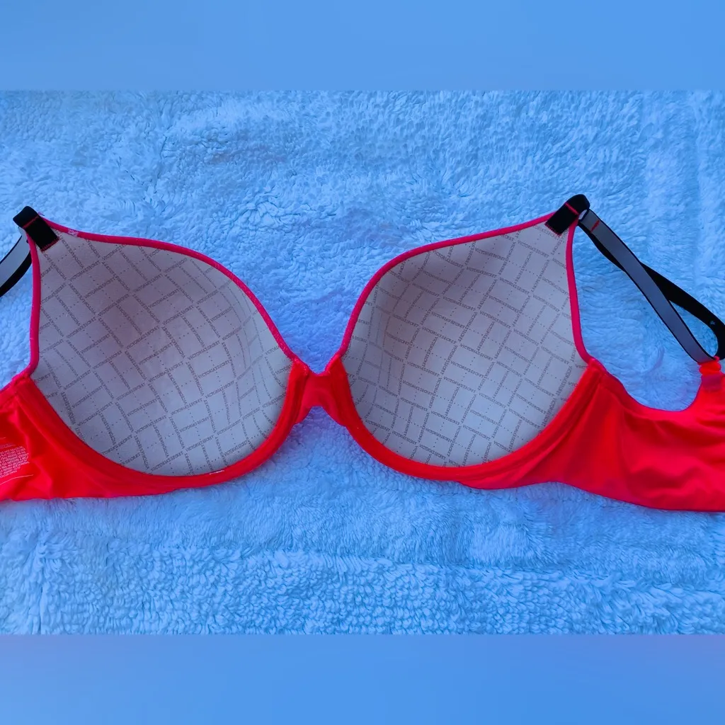 VS bras - GREAT cond 🖤🤍❤️ - Image 13