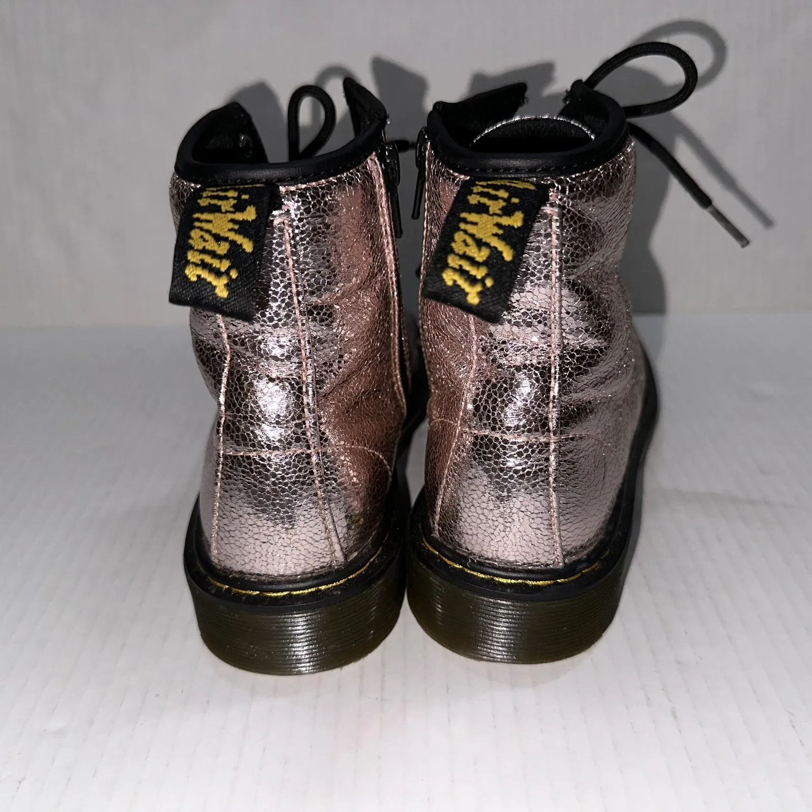 Dr Martens 1460 J Boots Womens Size 5 Metallic Pink Lace Up Combat Zip Ankle - Image 3