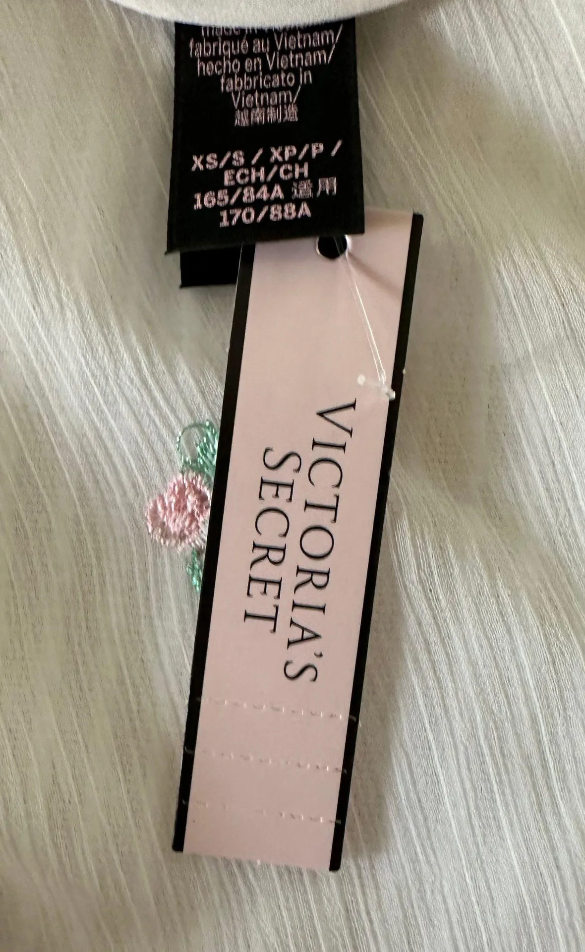 NWT  White Sheer Long Floral Embroidered Robe, Sz XS/S - Image 10