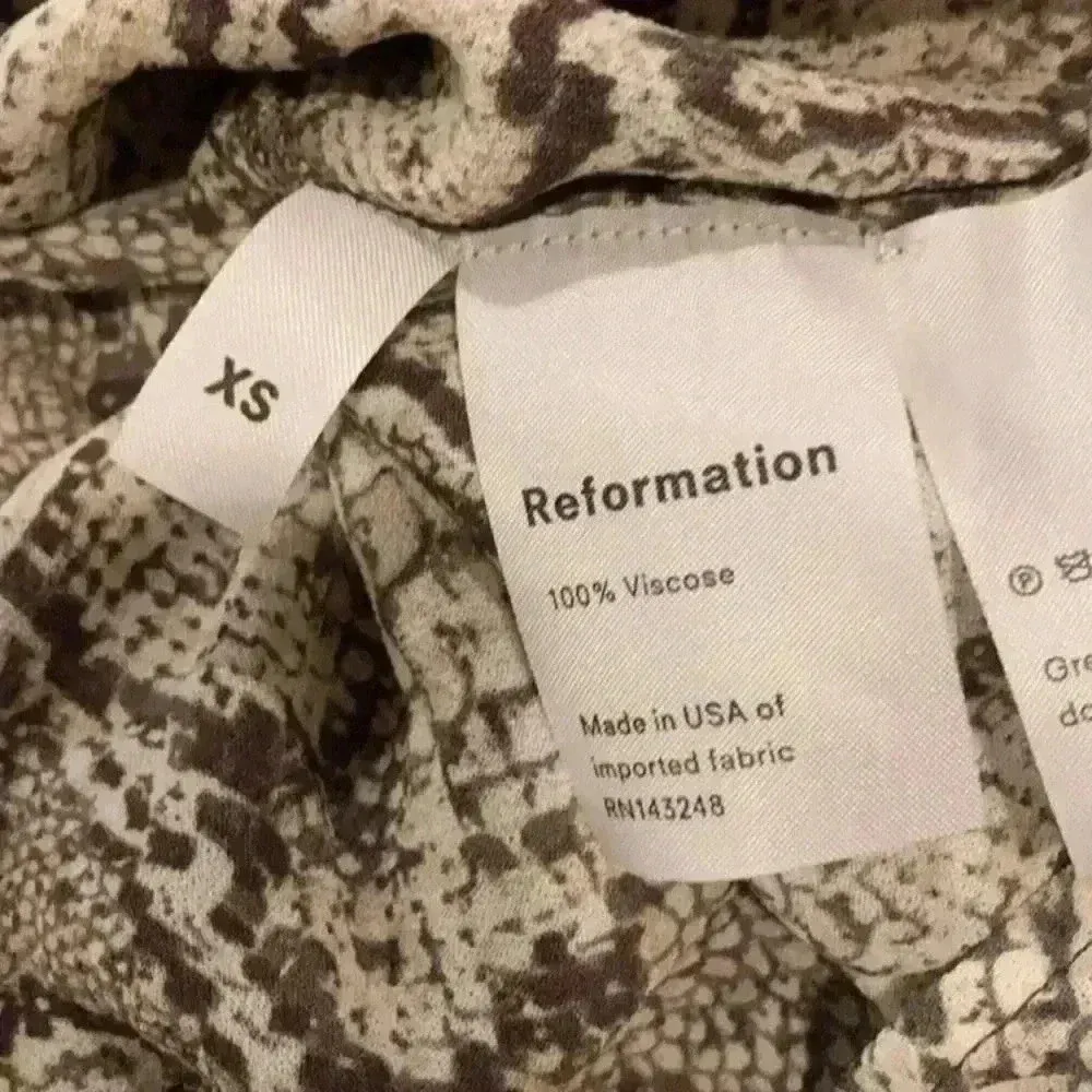 Reformation viscose snakeskin Violet button up blouse in python print - Image 7