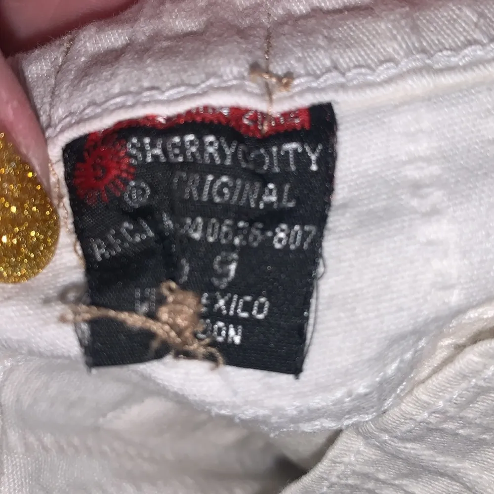 Sherry Goity White stretchy flare jeans Size undefined - Image 10