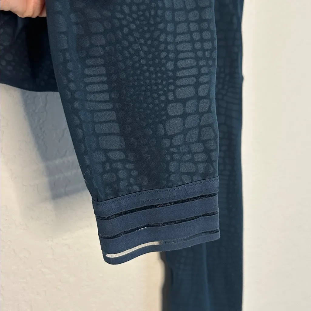 Sweaty Betty Croc Print Embossed 7/8 Leggings Teal Blue Athletic Athleisure XS - Image 4