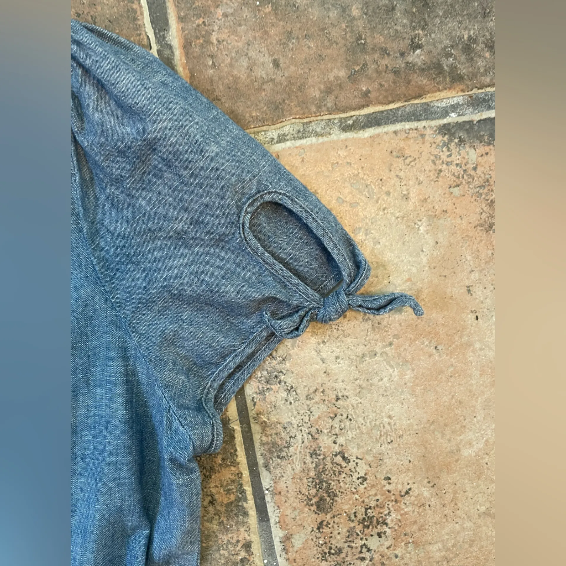 J.crew Chambray Ruffle V-Neck Faux Wrap Dress Size 4 - Image 4