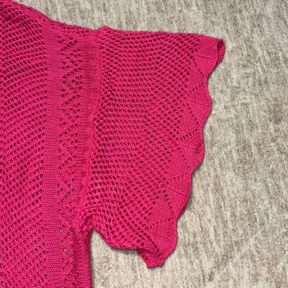 NWT Medium Large hot pink crochet top cute sleeves boutique Sweet Ivey Designs - Image 3