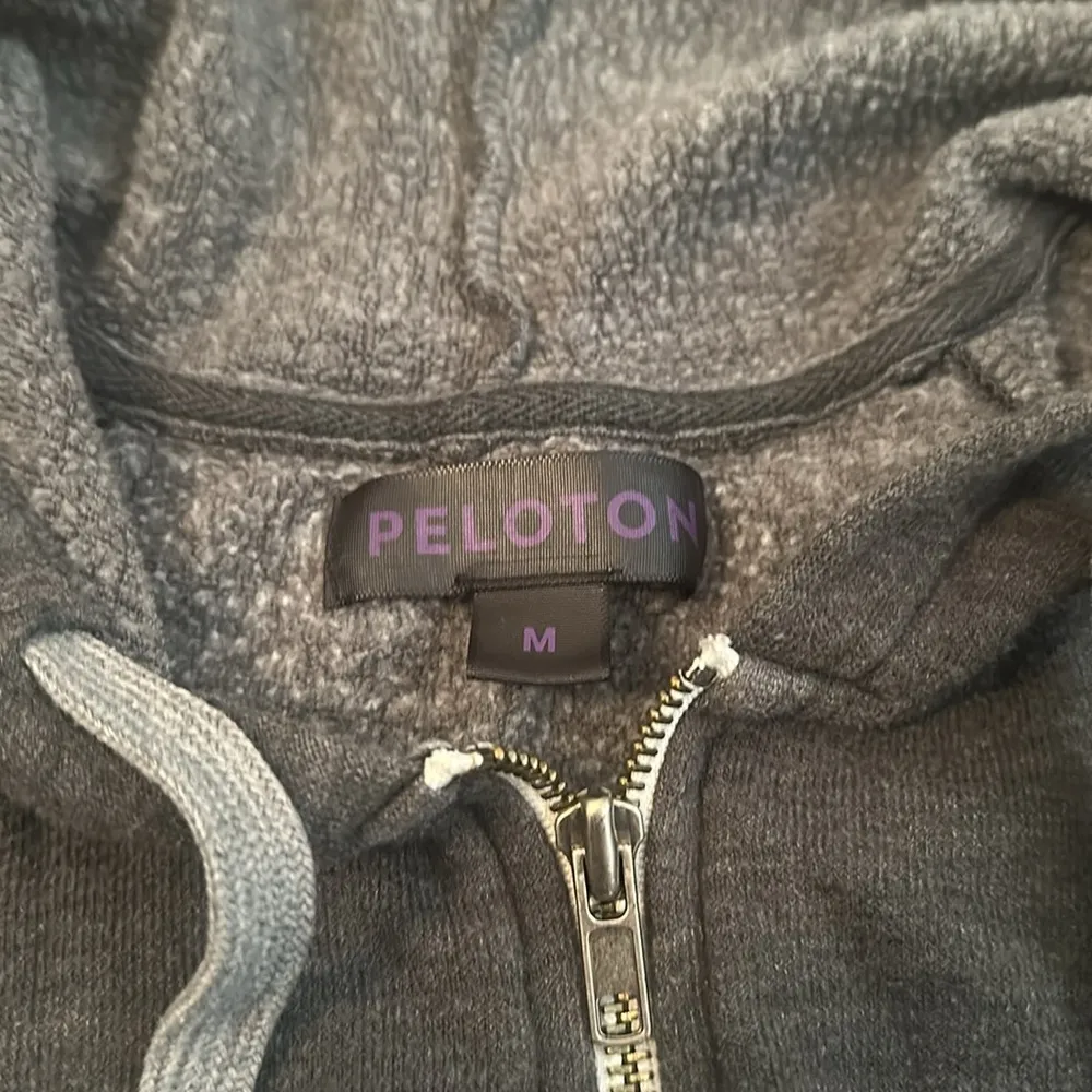 Peloton Women’s Piped Cord Star Logo Gray Full Zip Hoodie Size M - Image 6