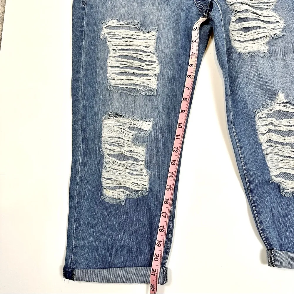 MUDD Women's Blue Distressed Low Rise Cropped Jeans, Size 15 - Image 11