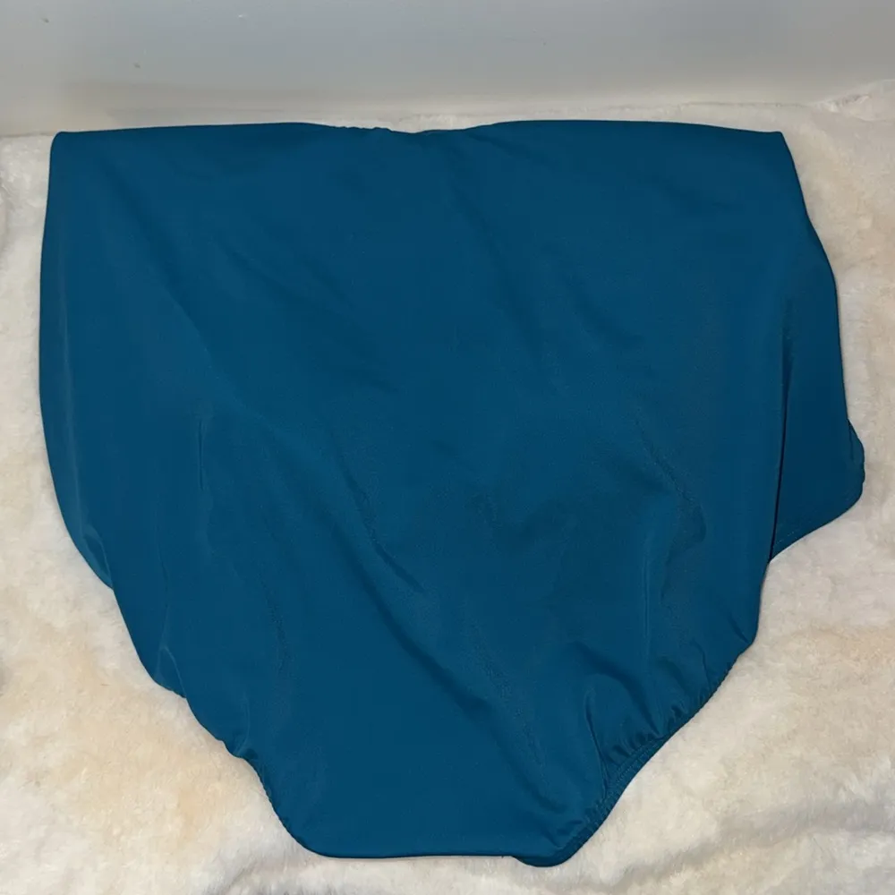 Time & Tru One Piece Swimsuit with Belted Detail Teal Blue Women’s 1X 16 - Image 8