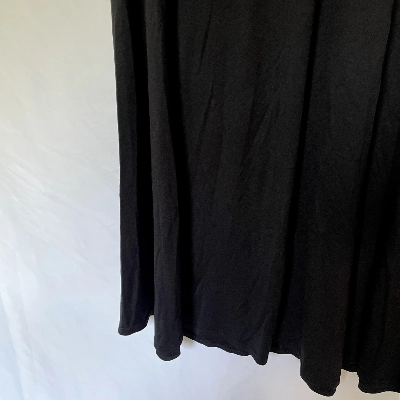 Jacquie black maxi skirt women's size 12 modest high waisted vintage skirt - Image 3