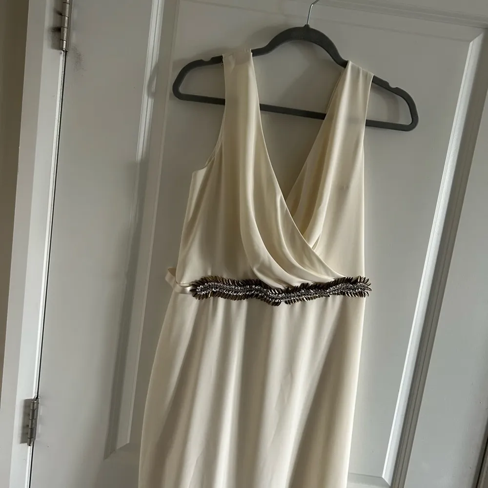 BHLDN BADGLEY MISCHKA Livia Gown With Jeweled Belt Size 14 - Image 3