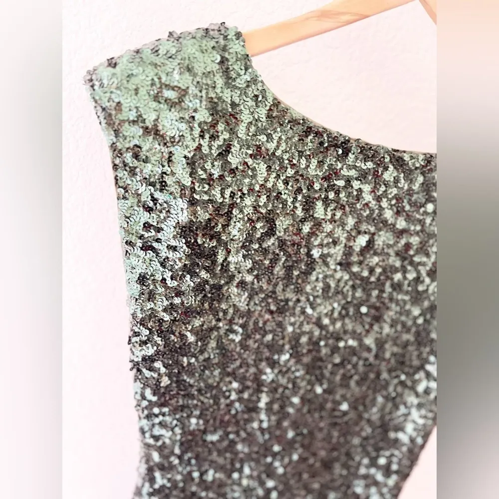 Alice and Olivia Green Sequin Short Sleeve Mini Dress Size S - Image 3