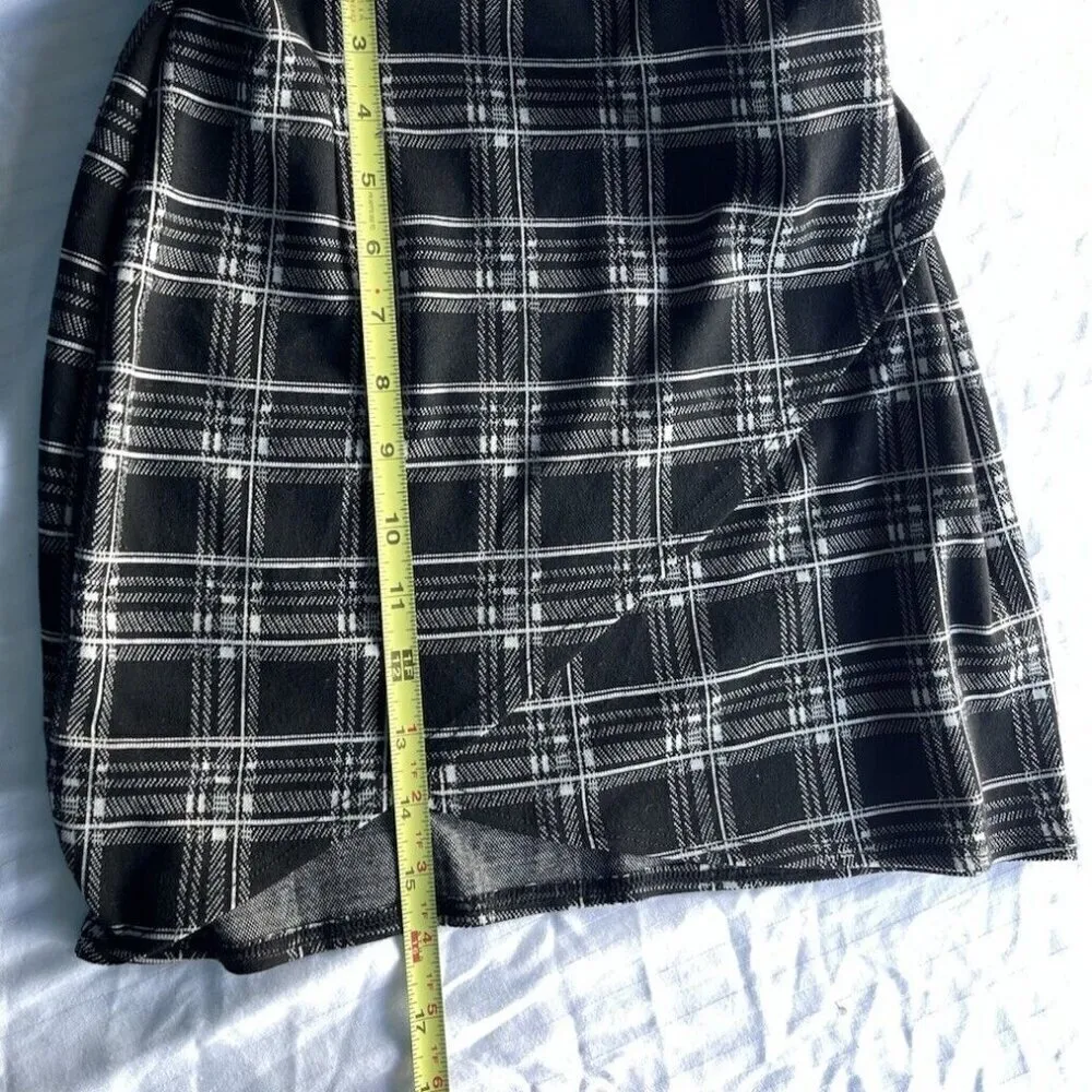 Windsor Black White Plaid Knit Slit High Rise Mini Skirt Women’s Sz Small - Image 7
