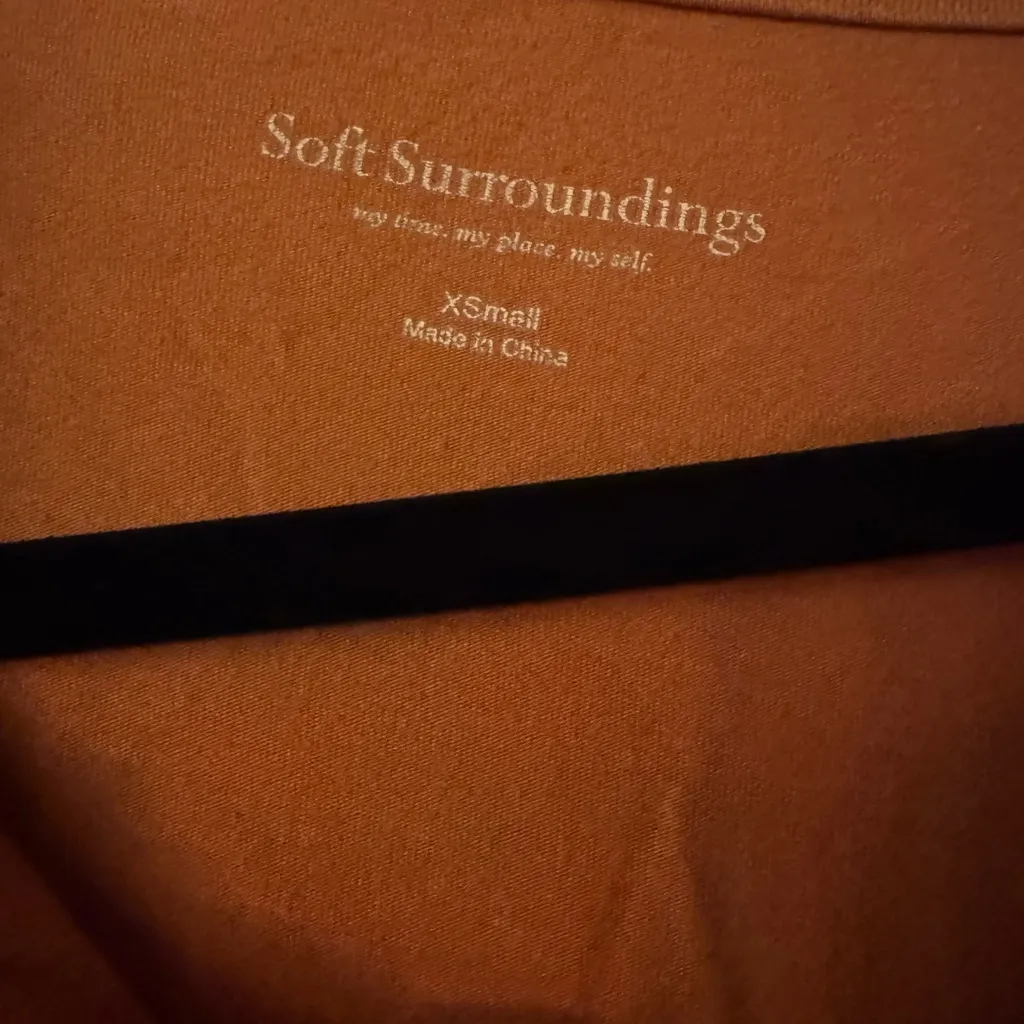 Soft Surroundings Coral and Black Maxi Dress - Image 2