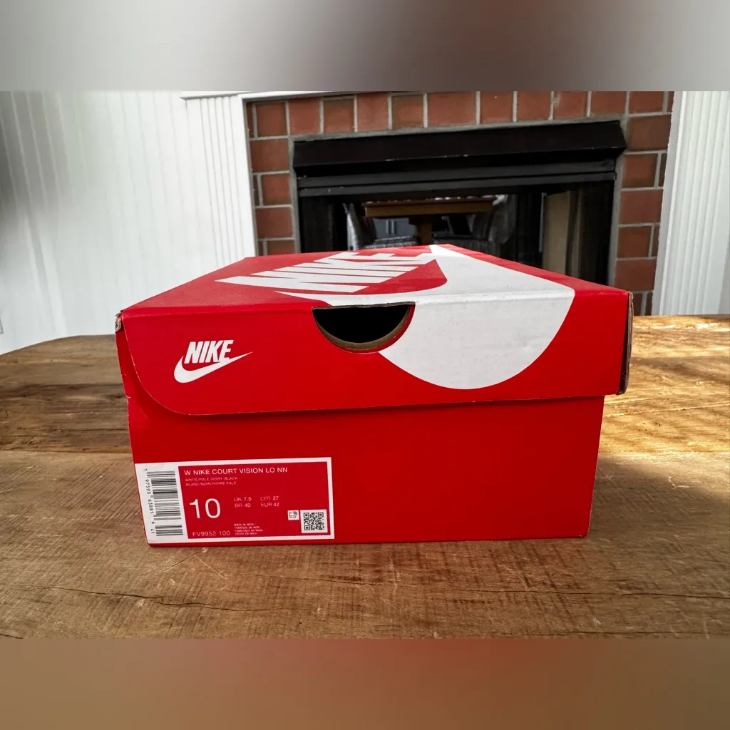 NEW IN BOX Women’s Nike Court Vision Lo NN low ~ white/pale-ivory-black ~ 10 - Image 7