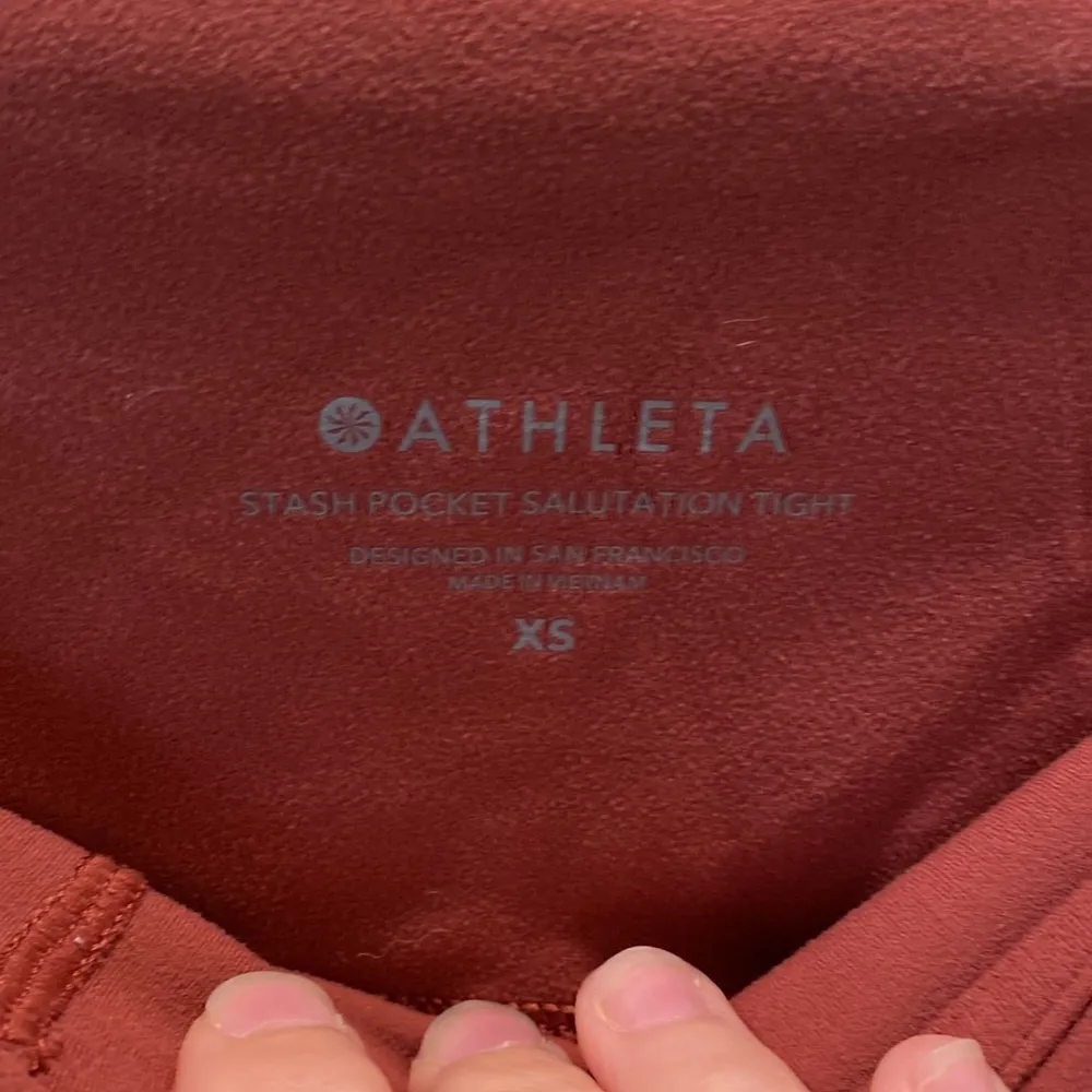 Athleta stash pocket salutation tight - Image 5