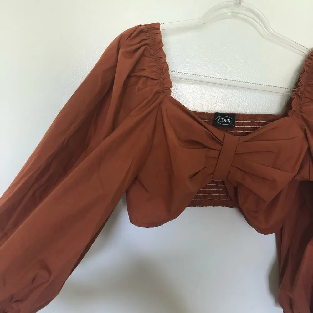 Cider BOW FRONT CROP TOP Rust Large - Image 2