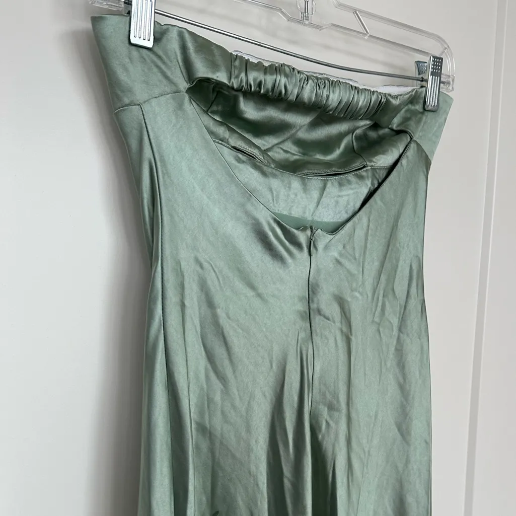 NWT- HELLO MOLLY IMMORTAL STYLE MAXI DRESS IN GREEN - Image 10