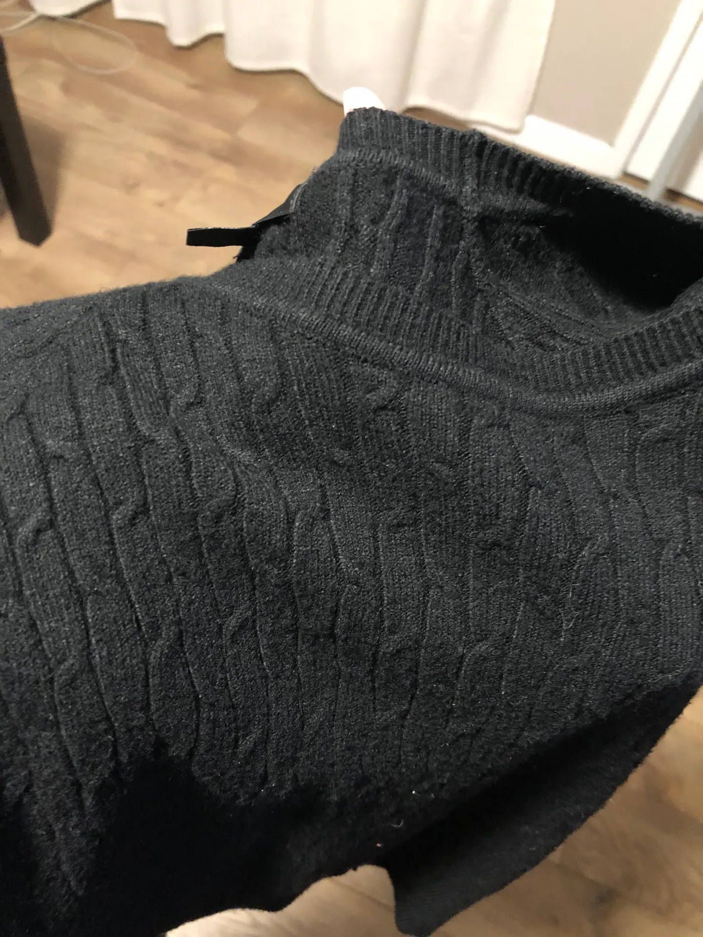 Croptop Sweatshirt - Image 8