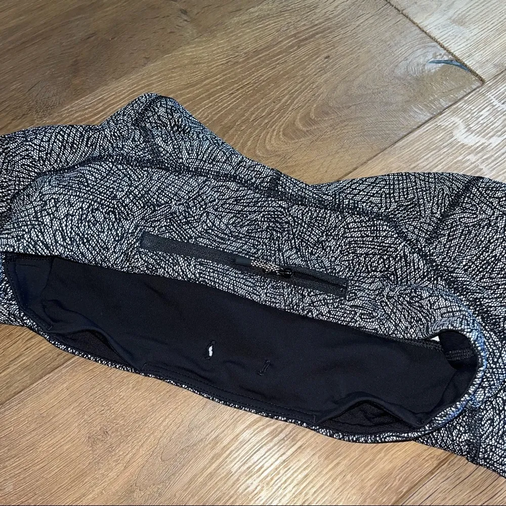 Lululemon Pace Rival Crop Line Up White Black - Image 7