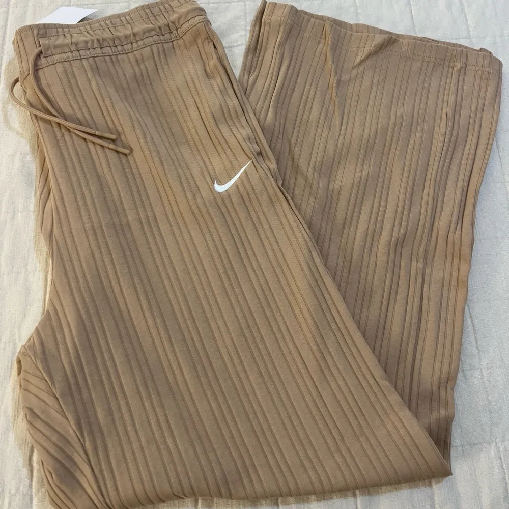 Women’s Nike Ribbed Jersey Wide Leg Pants - Image 4