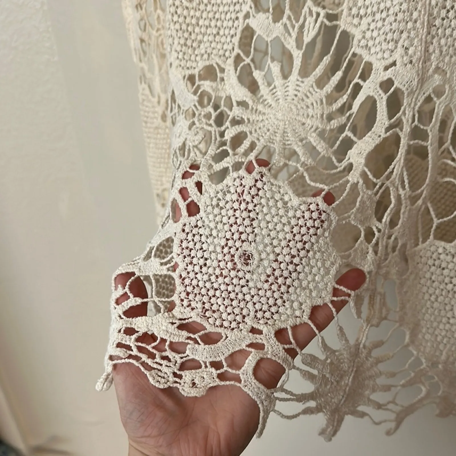 Chic Cream Crochet Long Sleeve Top Boho Summer Floral Western Coastal - Image 6