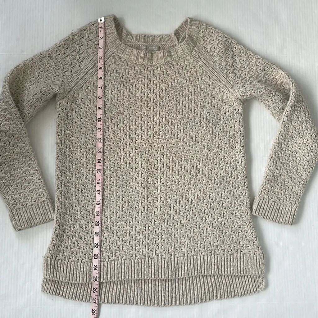 Banana Republic Women Scoop Neck Long Sleeve Italian Yarn Knit Sweater Medium - Image 13