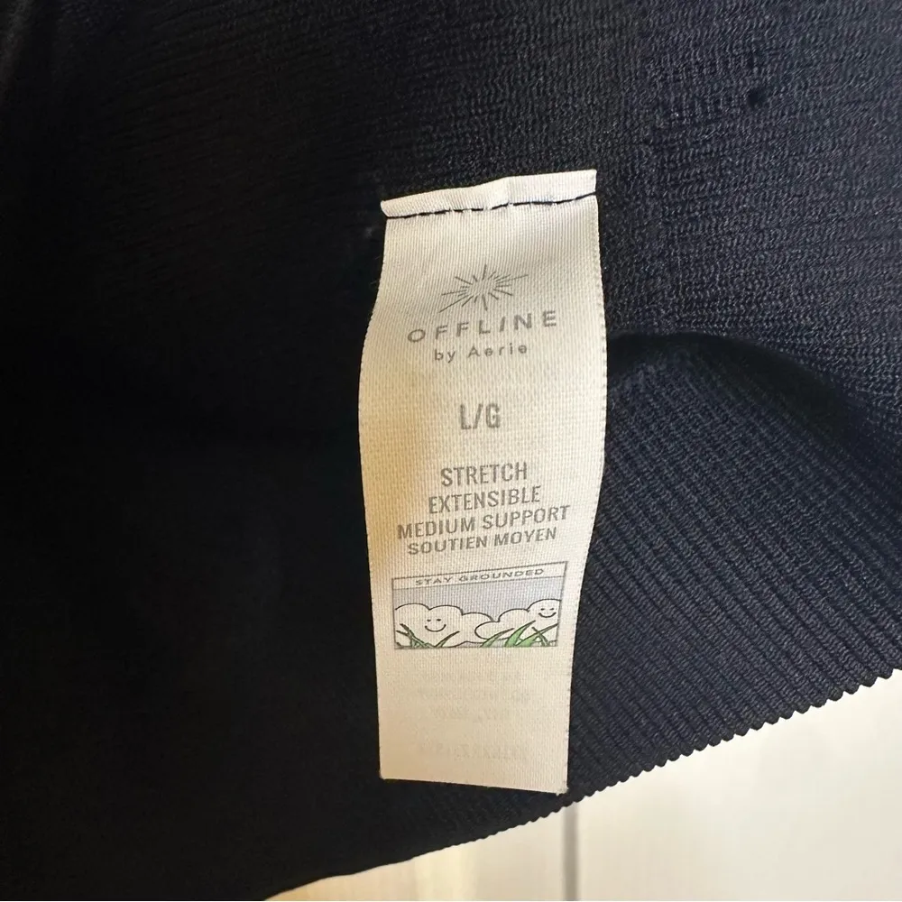 Offline by Aerie Women's Ribbed Crop Top Black Sleeveless V Neck Size Large - Image 3