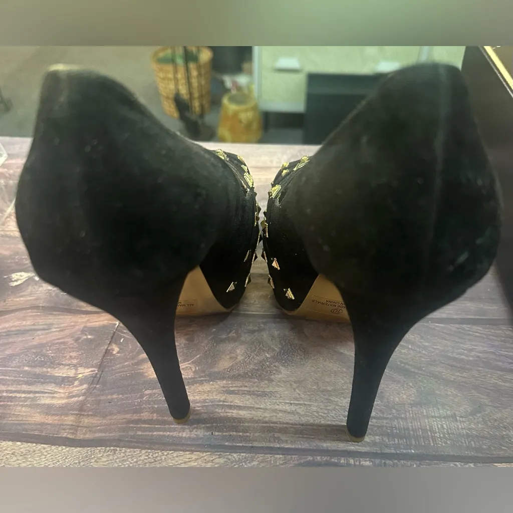 Alba Black and Gold Studded Heels Size 10 - Image 4