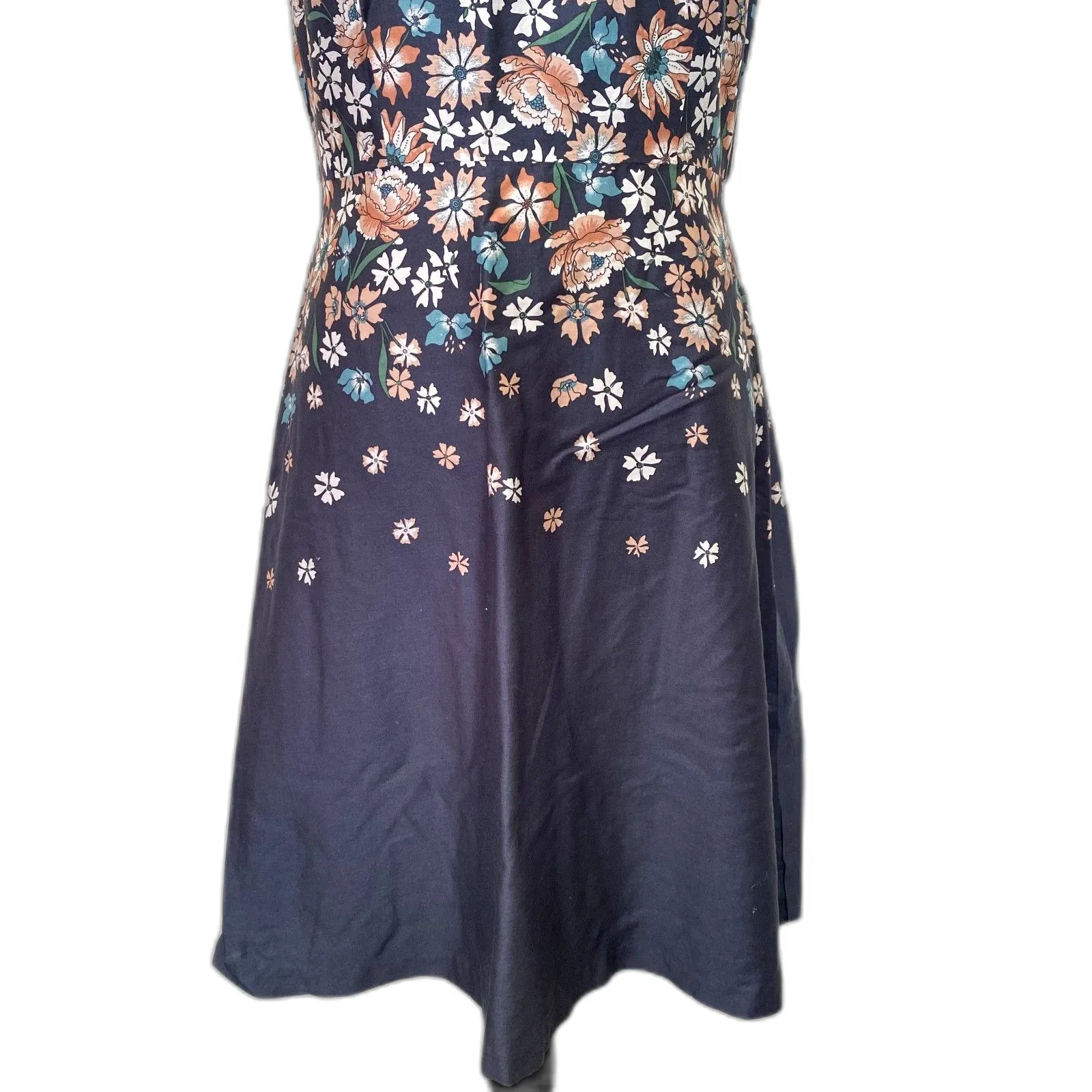 Loft Fit and Flare‎ Mini Dress Classic Boat Neck Gray Spring Floral Size 6 - Image 4